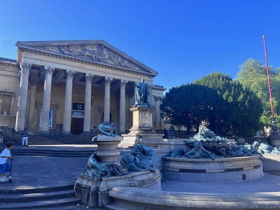 A museum with a fountain